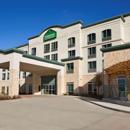Hotel Wingate By Wyndham Seminole Extérieur photo