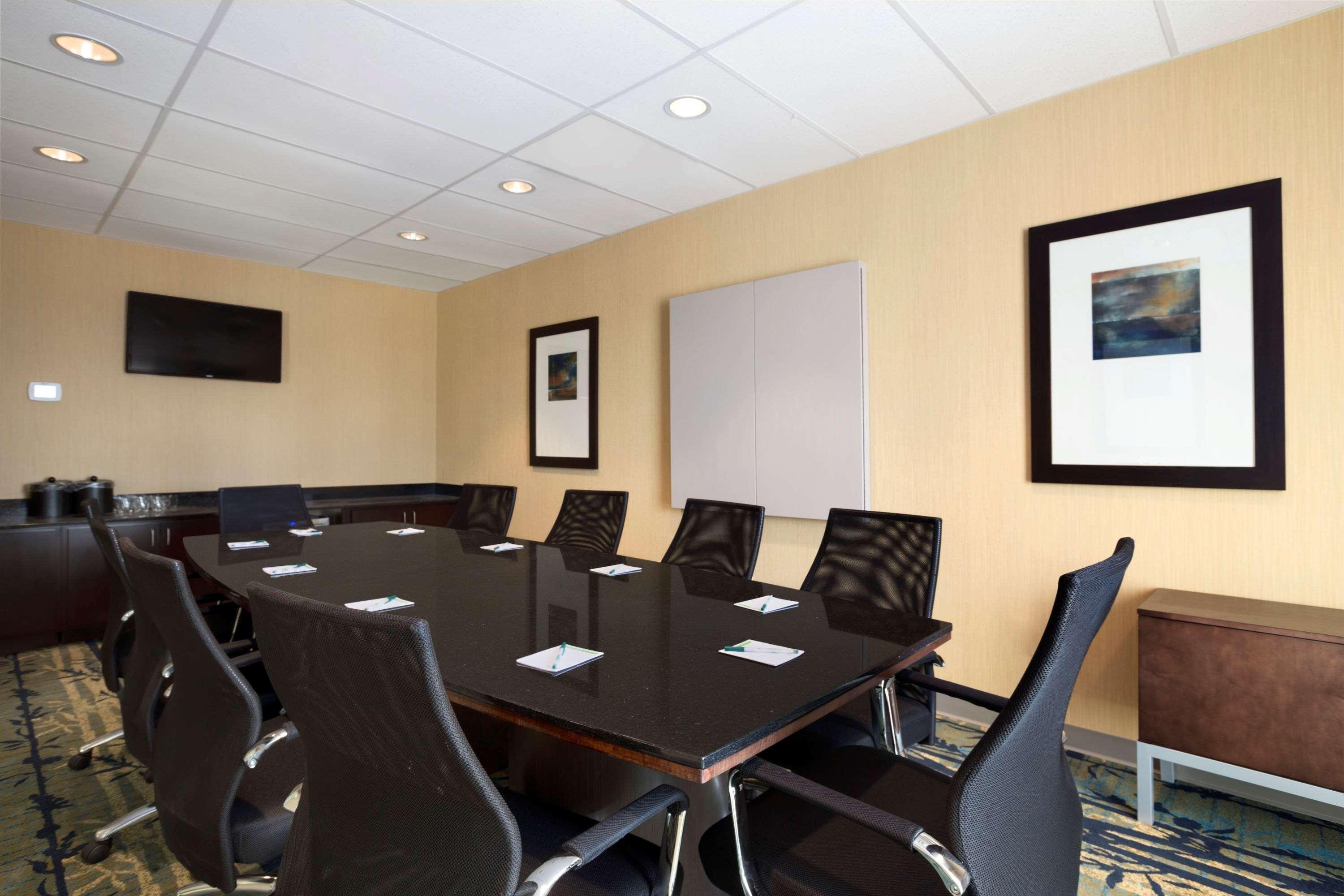 Hotel Wingate By Wyndham Seminole Extérieur photo